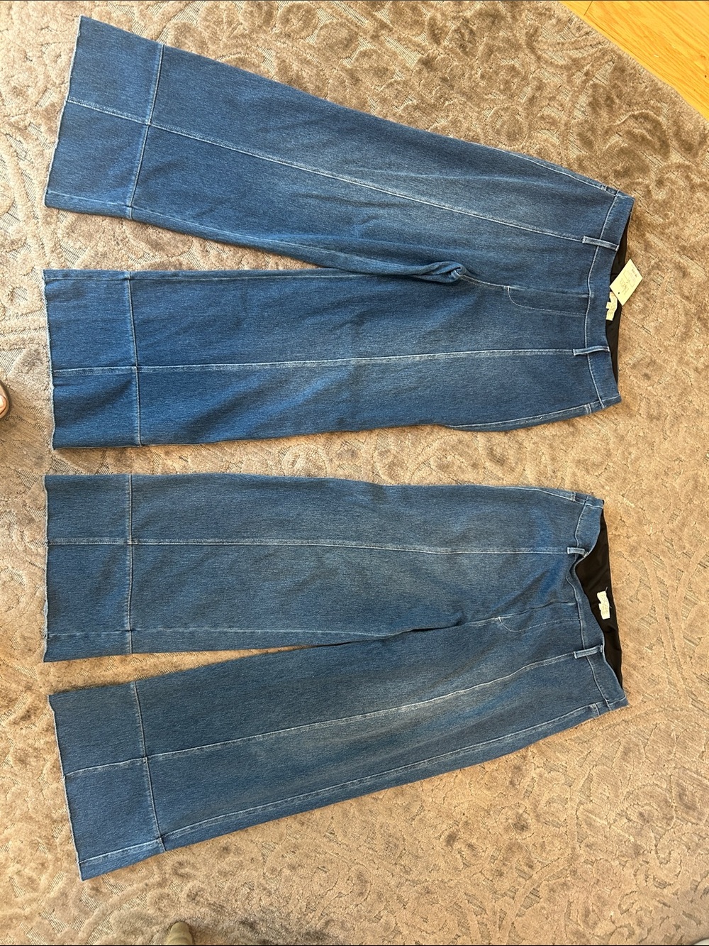 Habitat Escape Wide-Leg slightly crop Blue mid wash Jeans
